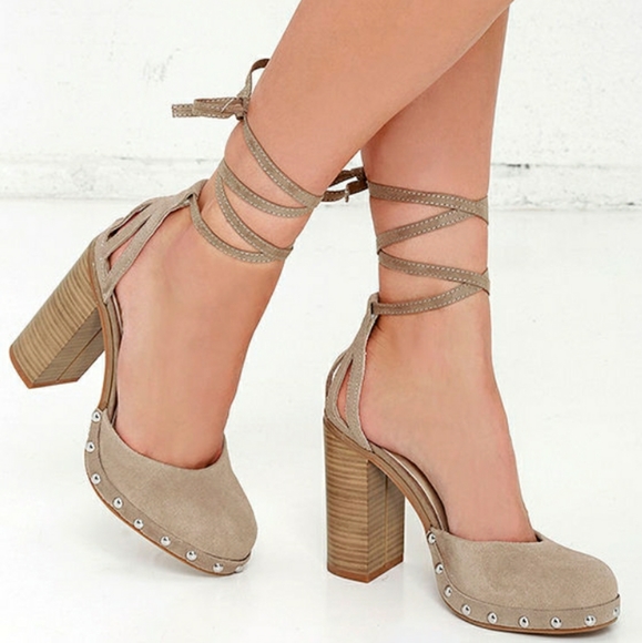 Seychelles 'Drift' Lace-up Pumps - Picture 2 of 8